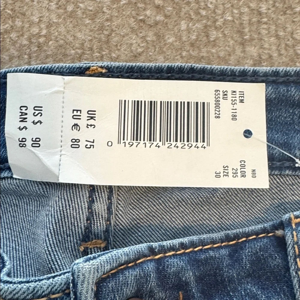 Abercrombie & Fitch The Flare Ultra High Rise Medium Wash Jean Size 30/10R